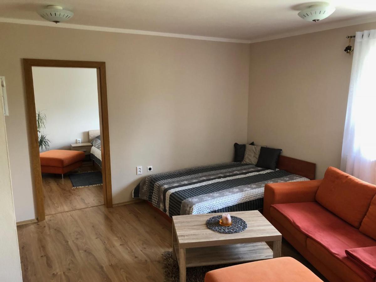 Beska Apartment เบเชนยอวา ภายนอก รูปภาพ