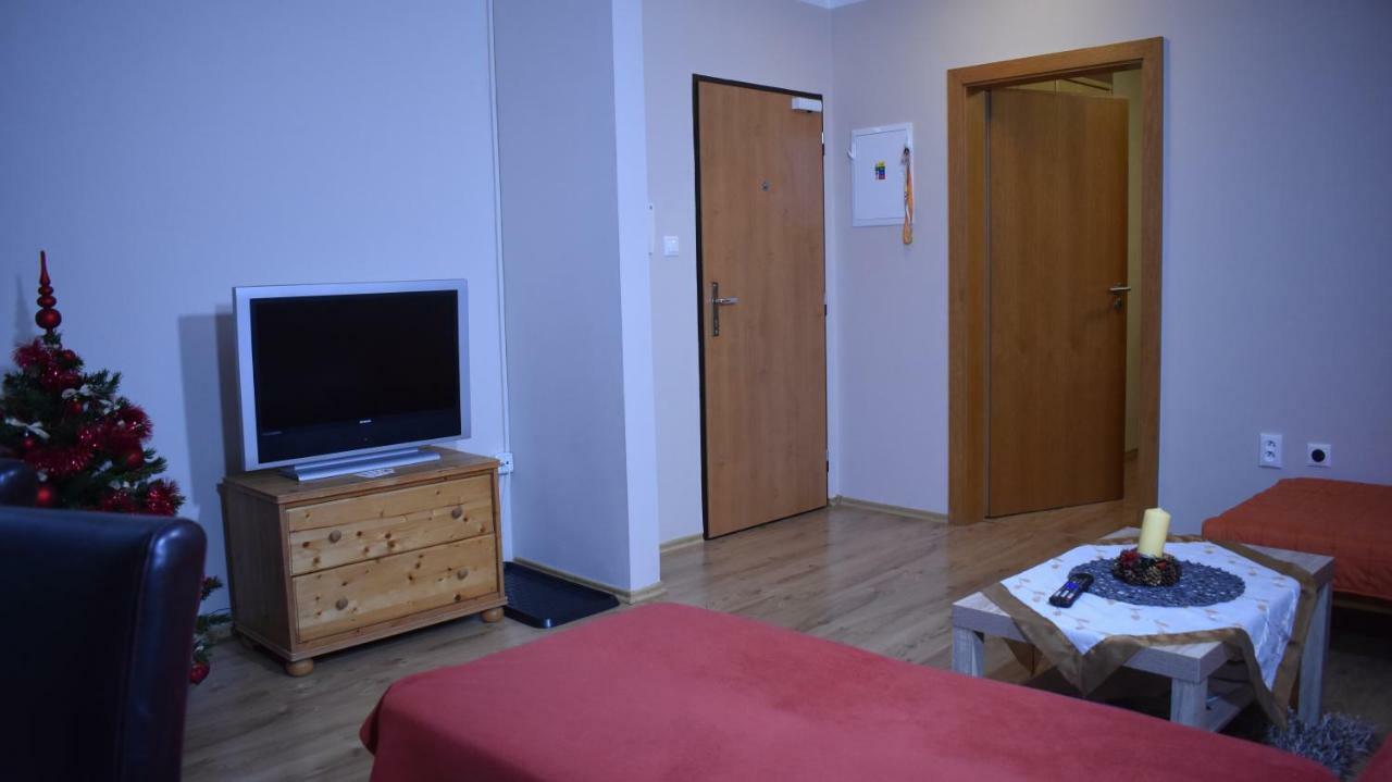 Beska Apartment เบเชนยอวา ภายนอก รูปภาพ